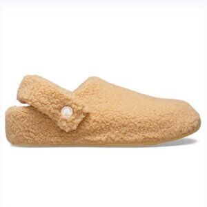 Classic Cozzzy Slipper, Wheat, Size 7 Women